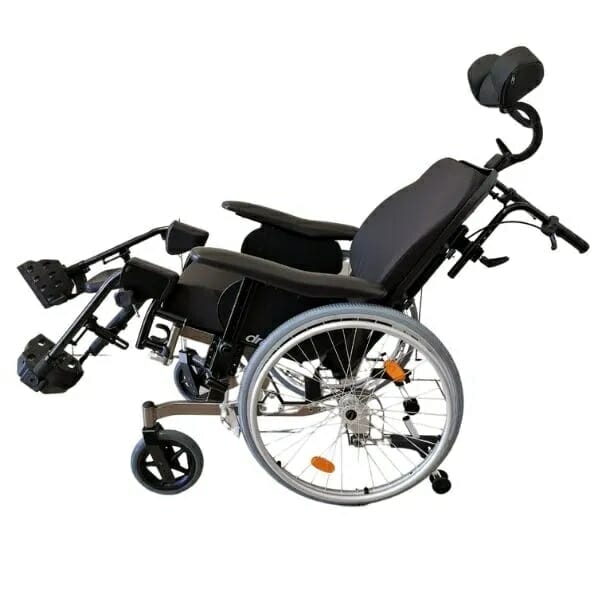 Pneus avec inserts anti-trous pour fauteuils roulants handicapés